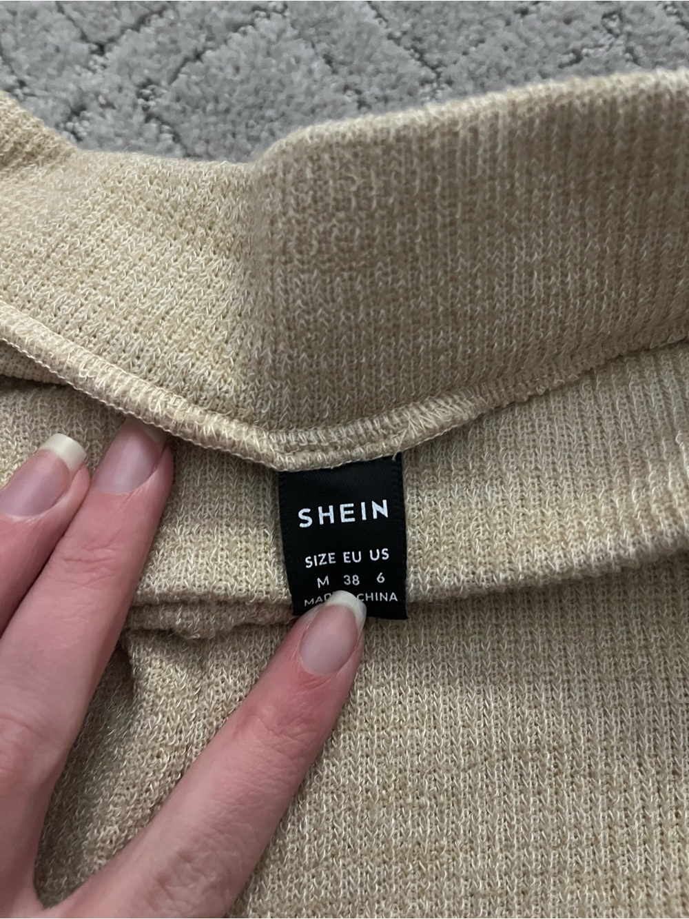 Knit Ribbed Shorts - Picture 3 of 4